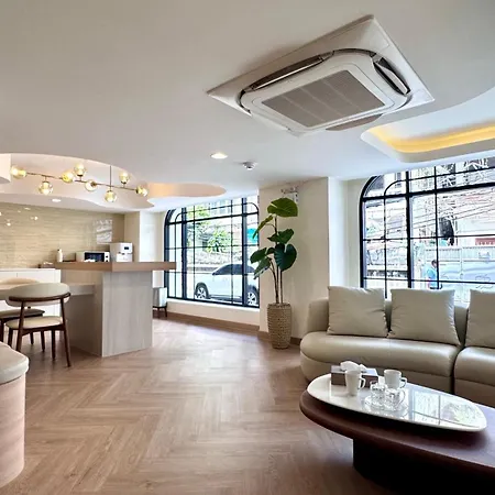 Vina Ville Hotel Bangkok